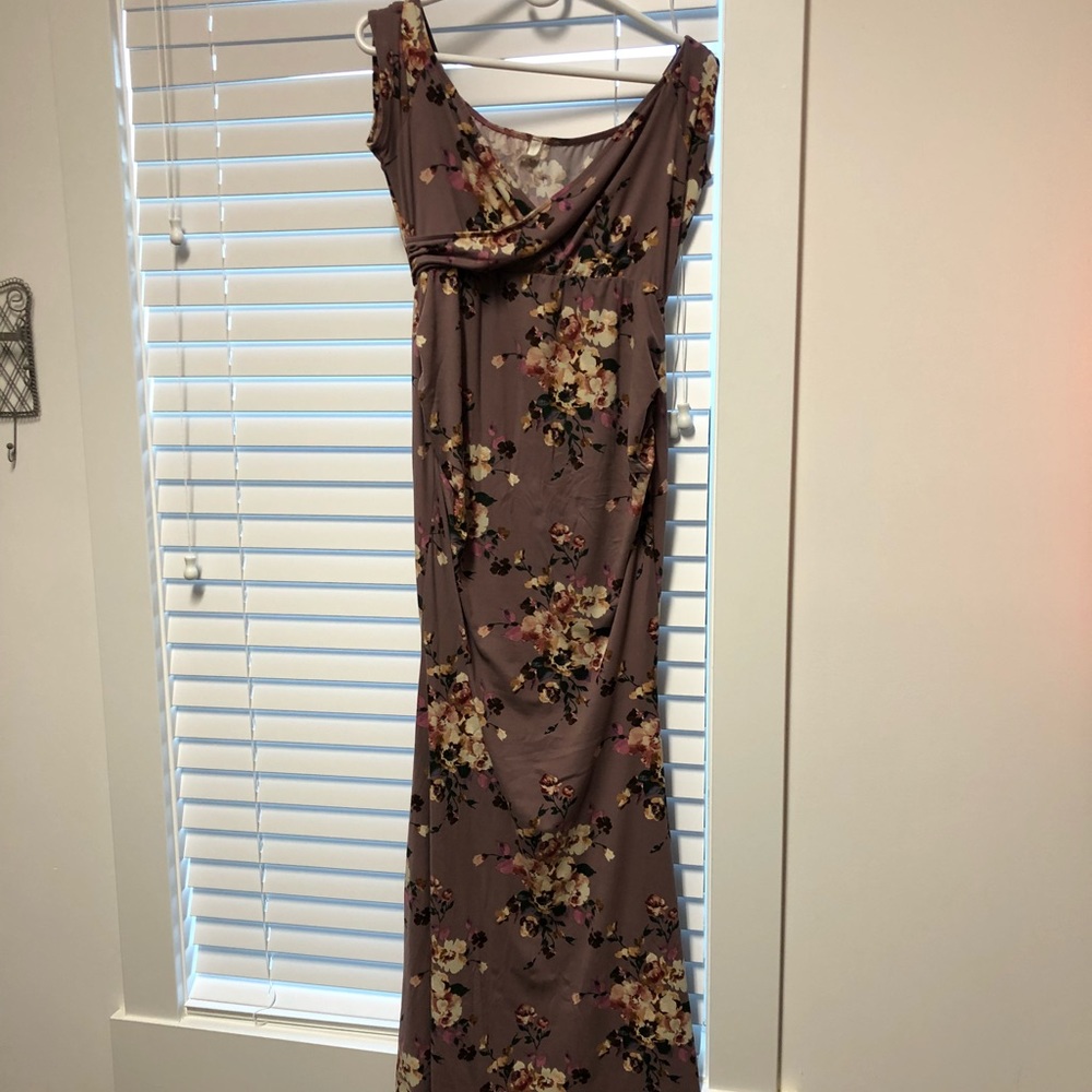 Worn once Pink Blush maternity M purple maxi dress